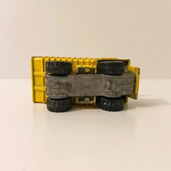 Vintage 1979 Hot Wheels Yellow Construction Dump Truck Mattel Malaysia - Picture 9 of 10